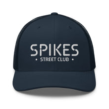 Cargar imagen en el visor de la galería, Gorra SPIKES trucker
